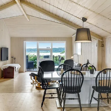 Holiday home 3 Bedroom Cozy In Nibe