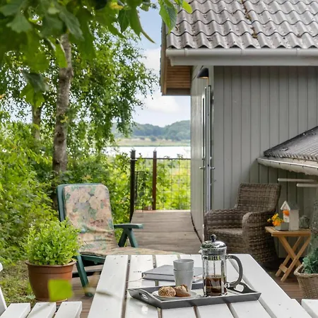 3 Bedroom Cozy In